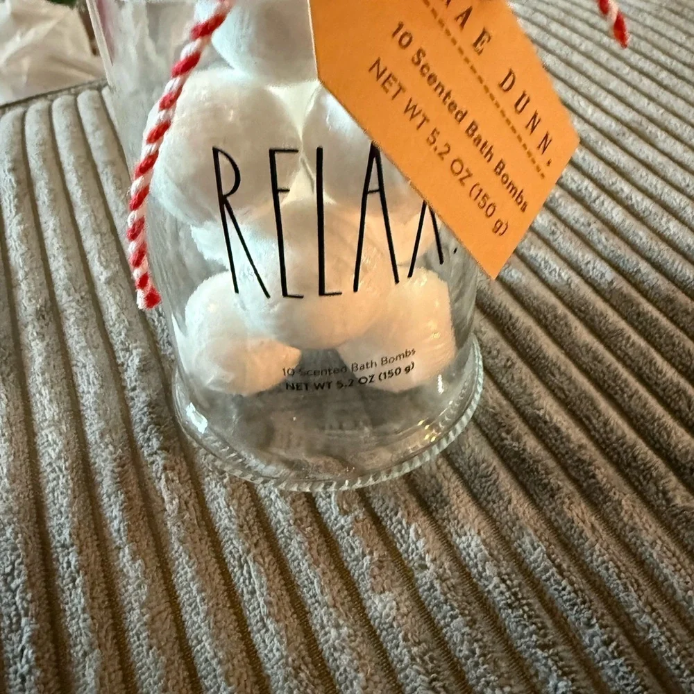 Rae Dunn White Relax Bath Bombs
